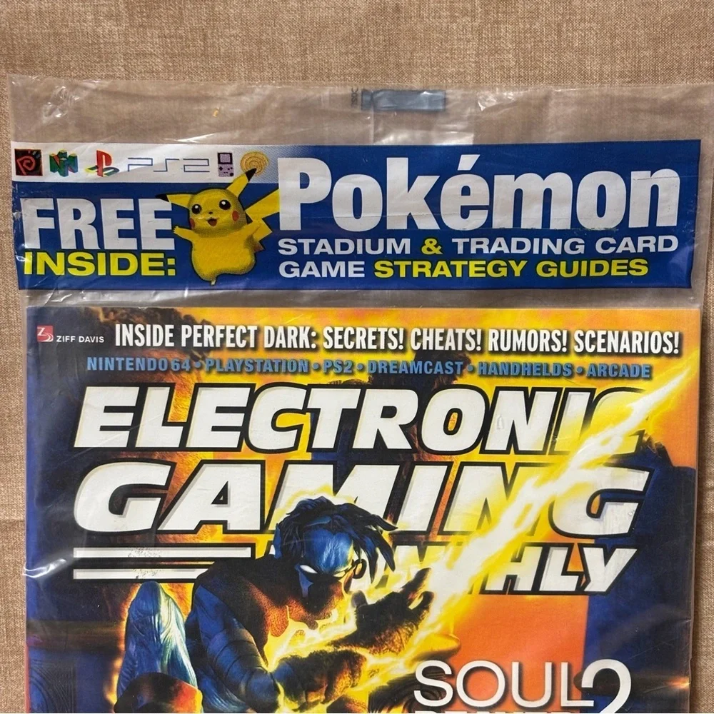 VINTAGE EGM MAGAZINE #133 Aug. 2000 ! 100 Games Prev! Metal Gear Solid Sealed